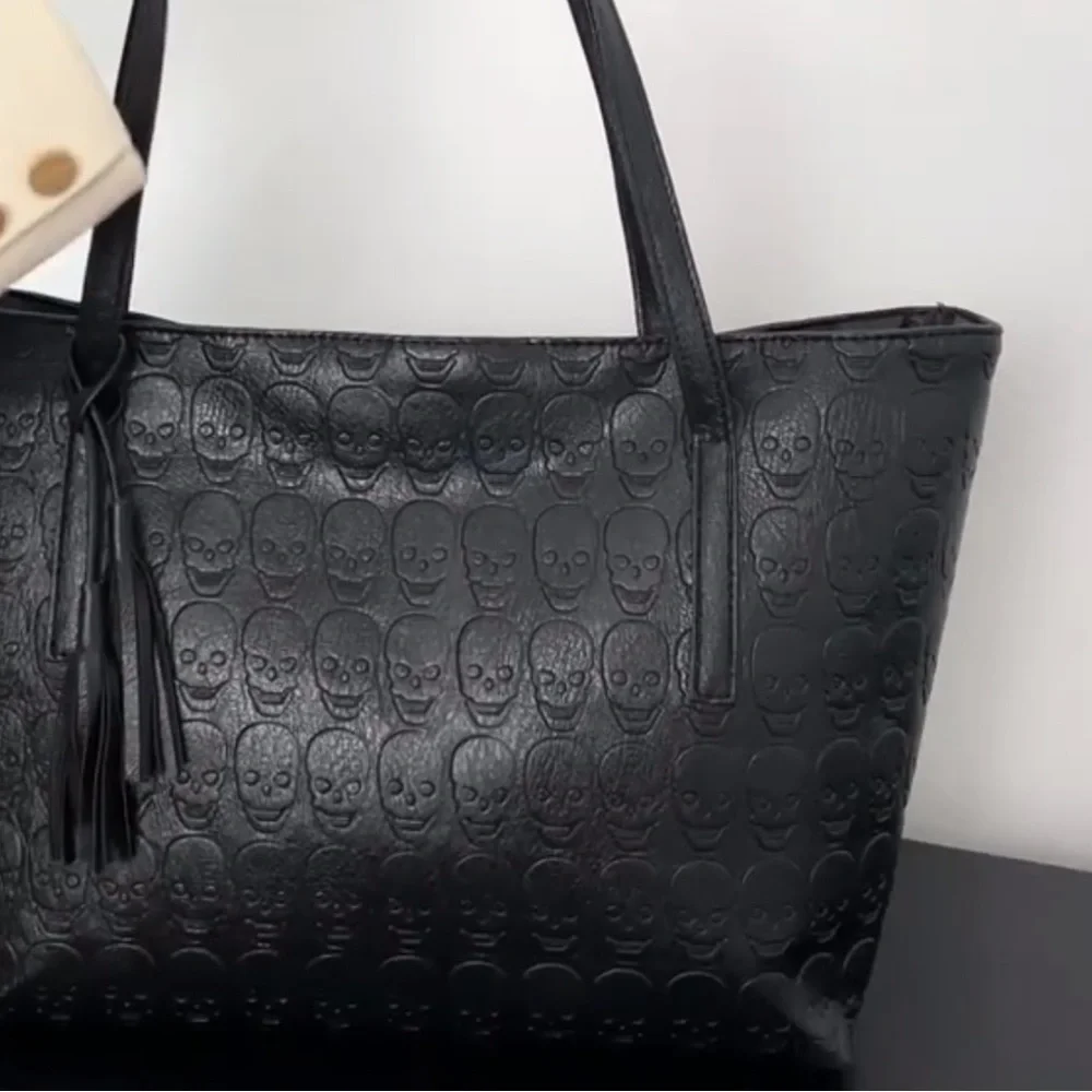 Black Embossed Skull Tote Bag - Stylish Women's Shoulder Bag